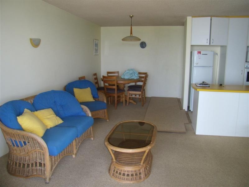 11/238 Alexandra Parade, Alexandra Headland QLD 4572