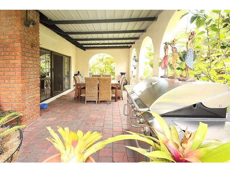 104 Goonawarra Drive, Mooloolaba QLD 4557