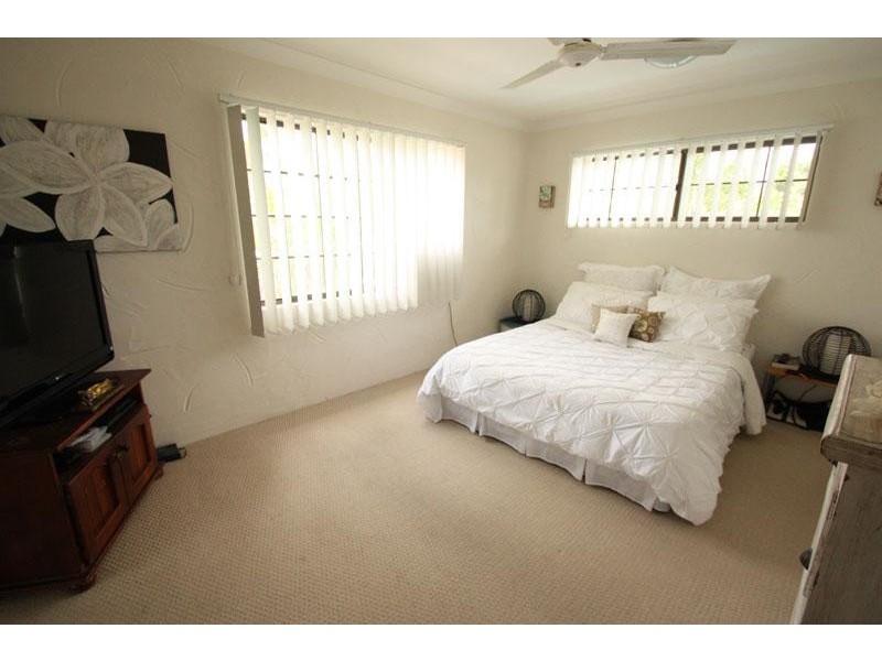 104 Goonawarra Drive, Mooloolaba QLD 4557