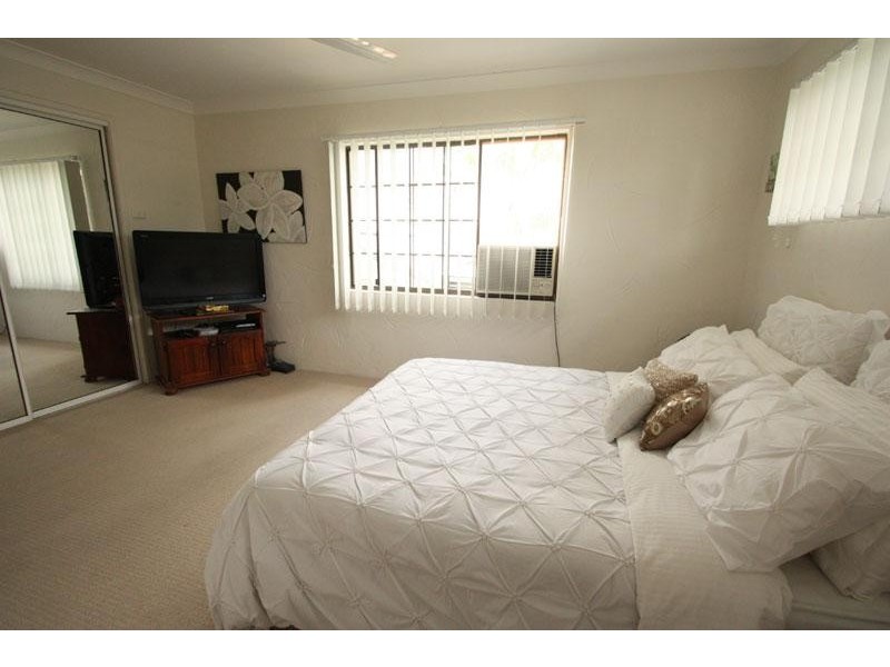 104 Goonawarra Drive, Mooloolaba QLD 4557