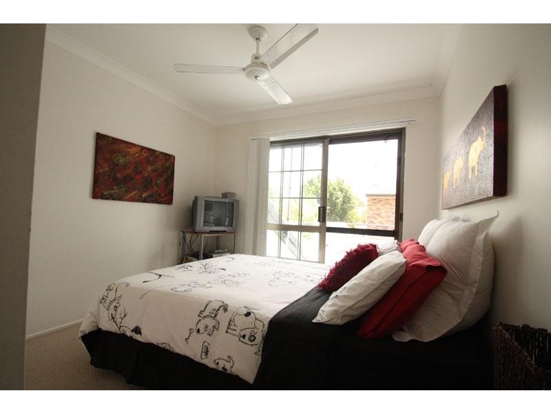 104 Goonawarra Drive, Mooloolaba QLD 4557