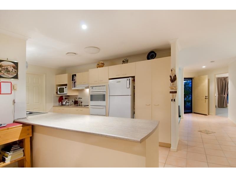 12 Kalmia Court, Mountain Creek QLD 4557