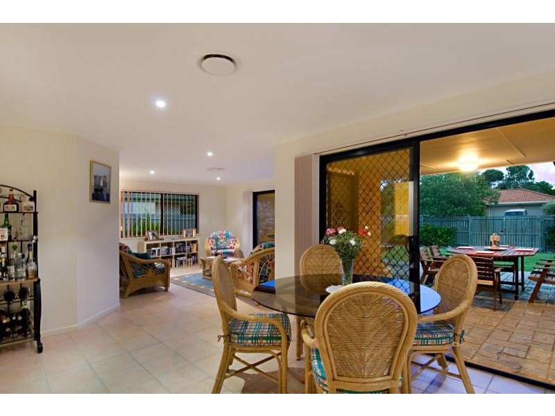 12 Kalmia Court, Mountain Creek QLD 4557