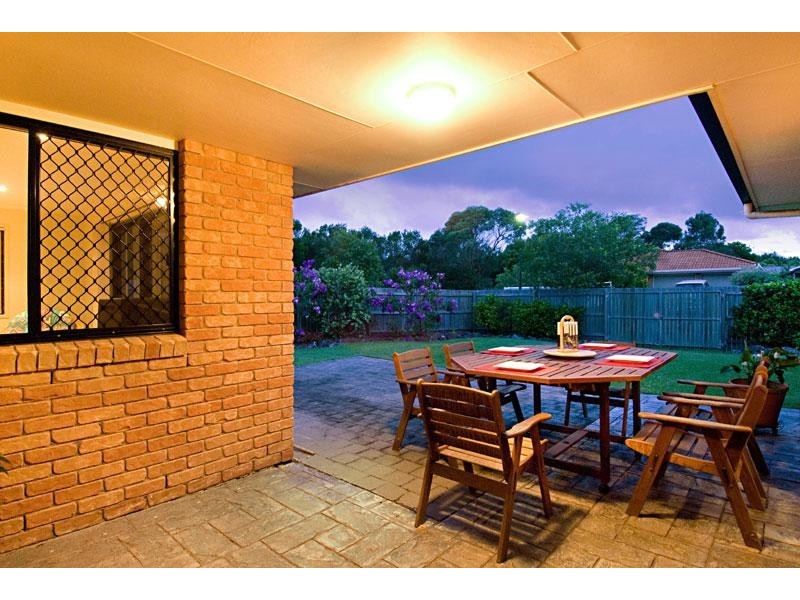 12 Kalmia Court, Mountain Creek QLD 4557