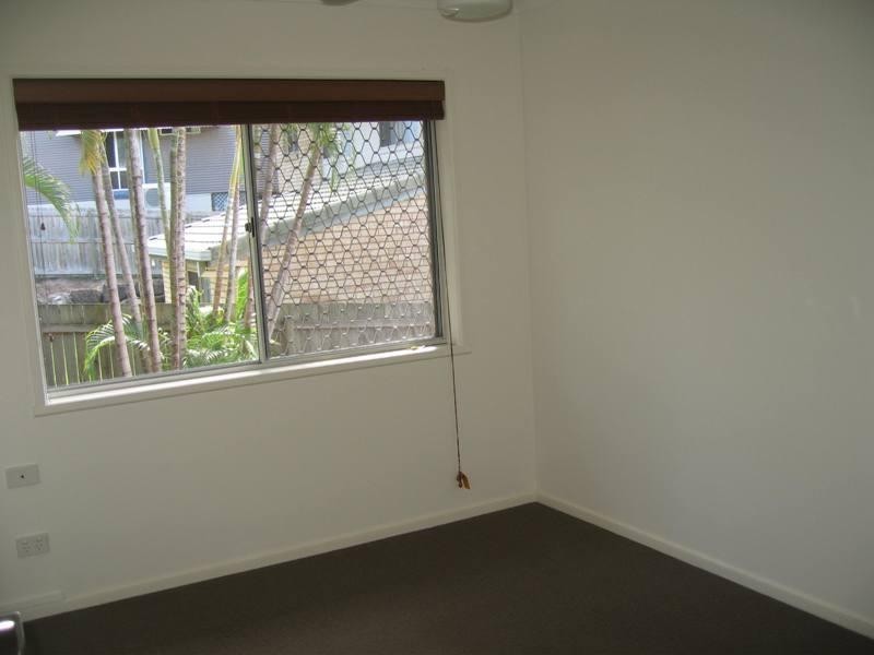 10 Tarnkun Street, Alexandra Headland QLD 4572