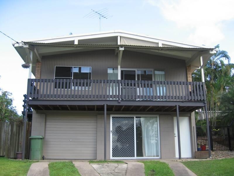 10 Tarnkun Street, Alexandra Headland QLD 4572