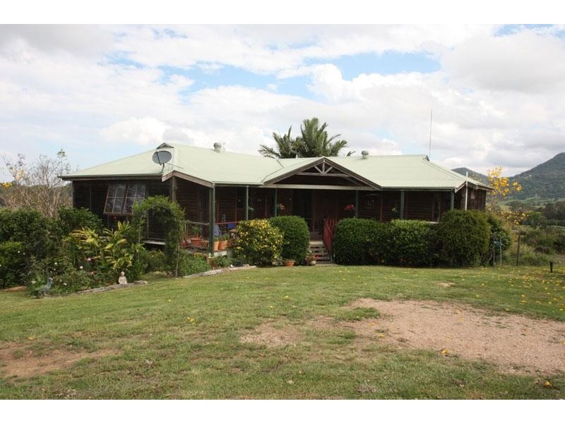 310 Memorial Avenue, Eumundi QLD 4562