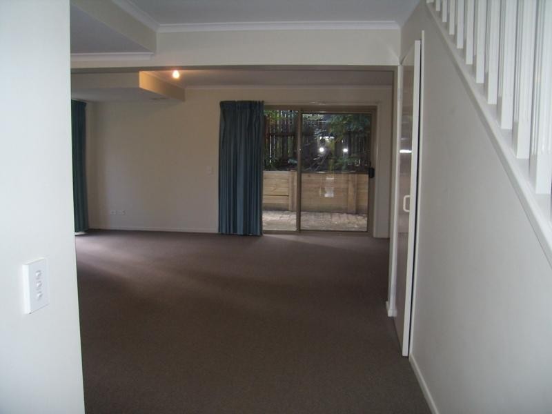 2/24 Kalinda Avenue, Mooloolaba QLD 4557