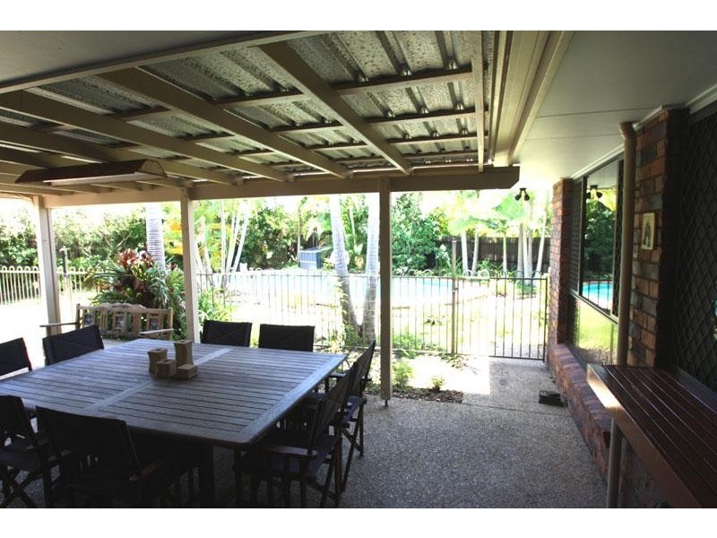 33 Jacaranda Drive, Mooloolaba QLD 4557