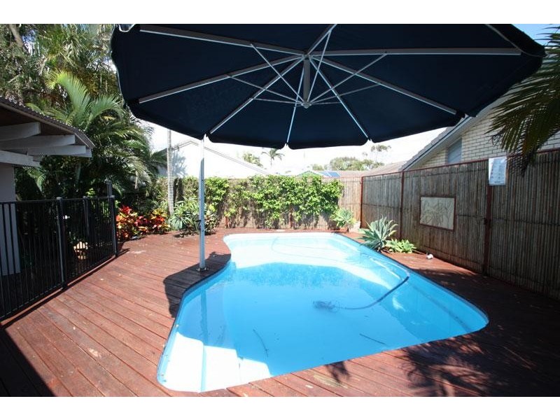 18 Tallawa Place, Wurtulla QLD 4575