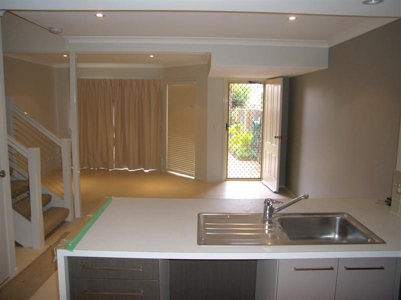 2/29 Tarcoola Avenue, Mooloolaba QLD 4557