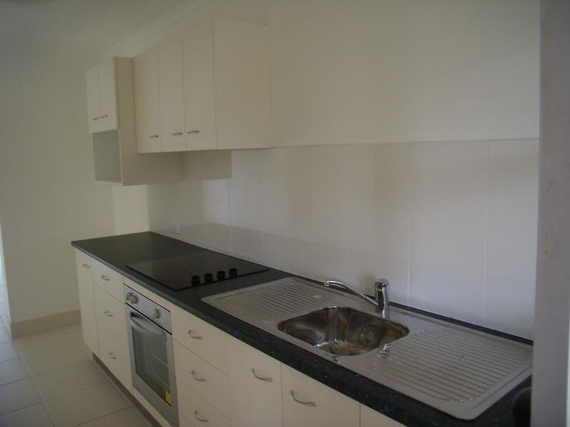 4/49 Edward Street, Alexandra Headland QLD 4572