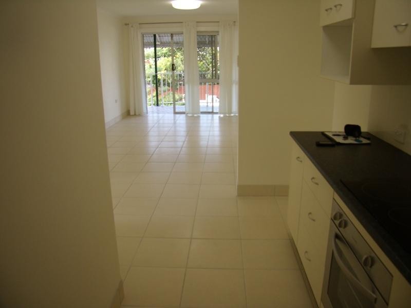 4/49 Edward Street, Alexandra Headland QLD 4572