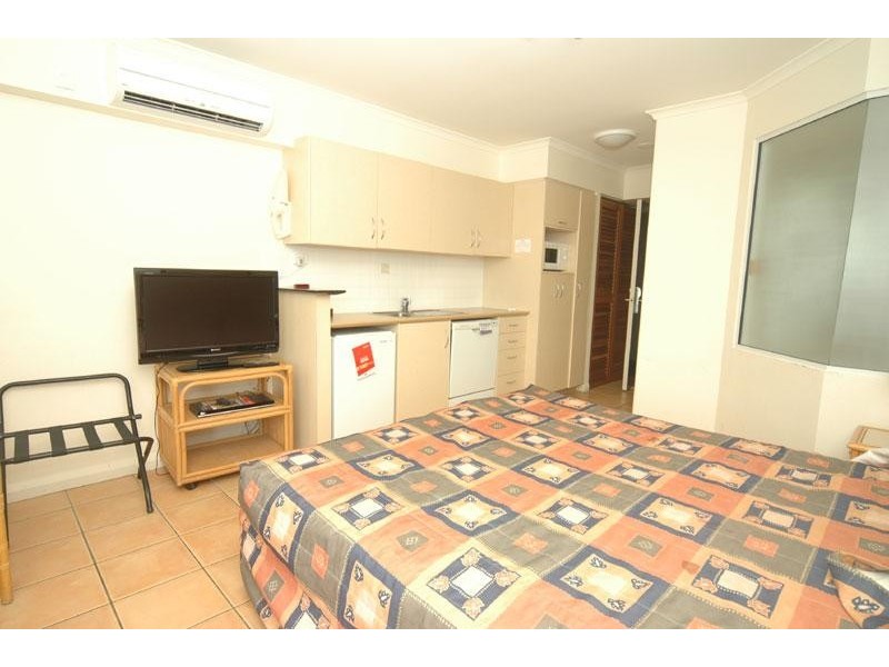 445/180 Alexandra Parade, Alexandra Headland QLD 4572