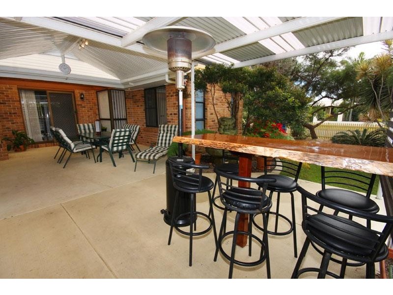 2 Pheasant Street, Parrearra QLD 4575