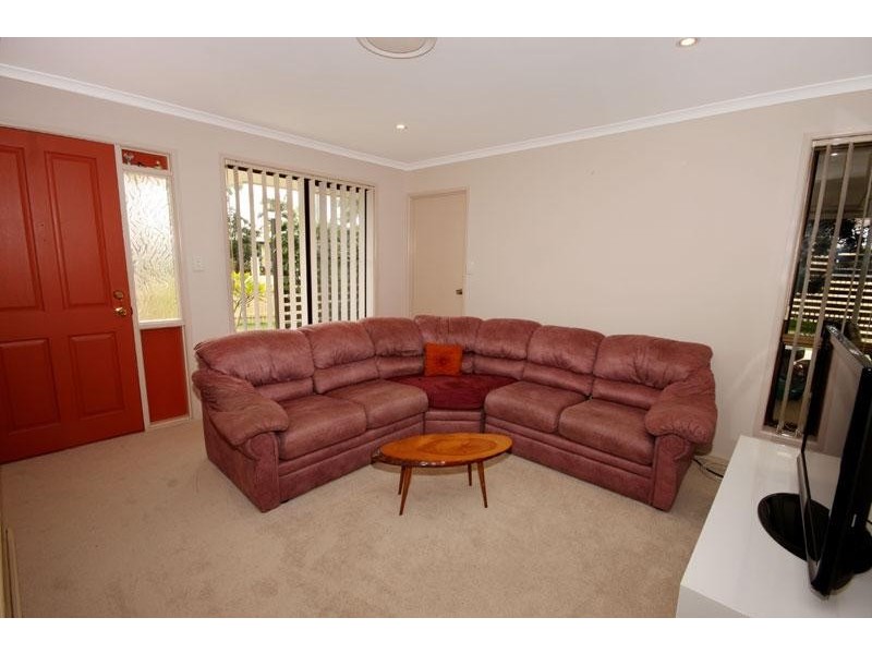 2 Pheasant Street, Parrearra QLD 4575
