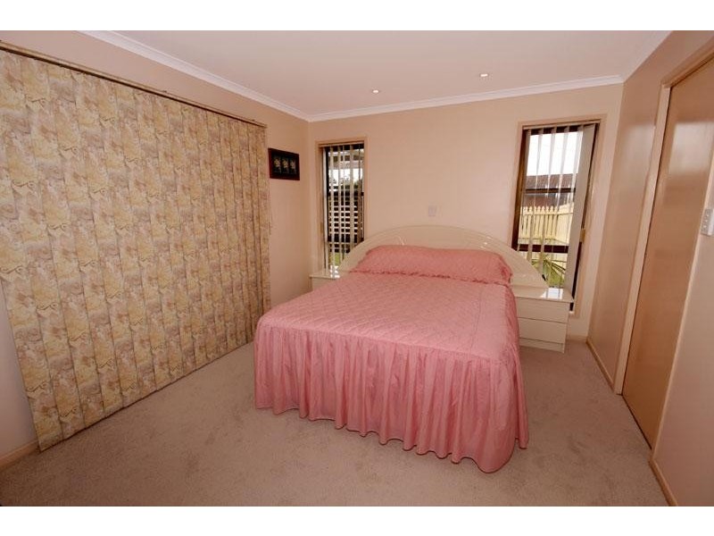 2 Pheasant Street, Parrearra QLD 4575