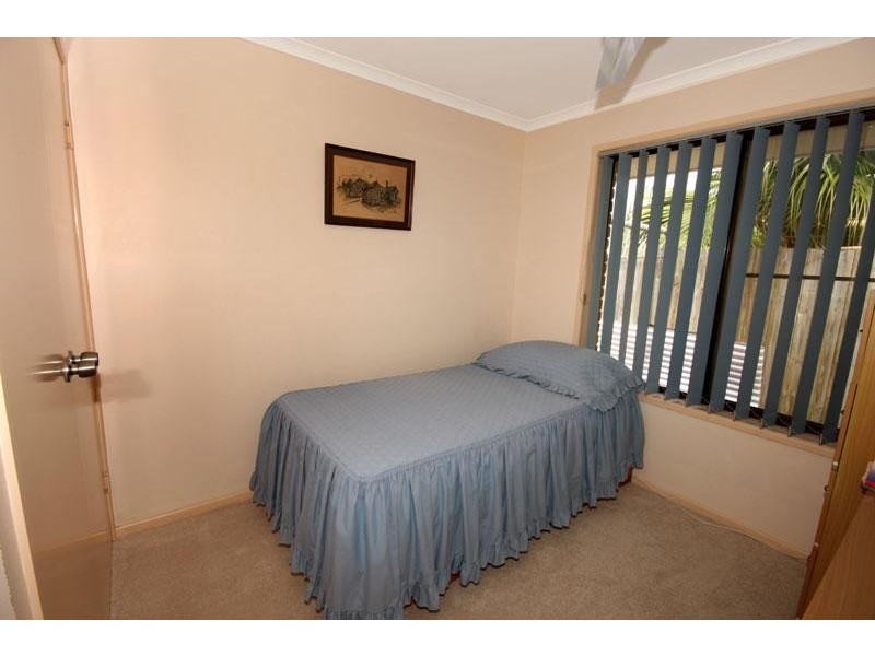 2 Pheasant Street, Parrearra QLD 4575