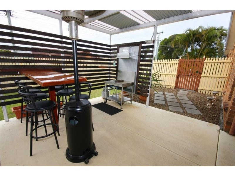 2 Pheasant Street, Parrearra QLD 4575