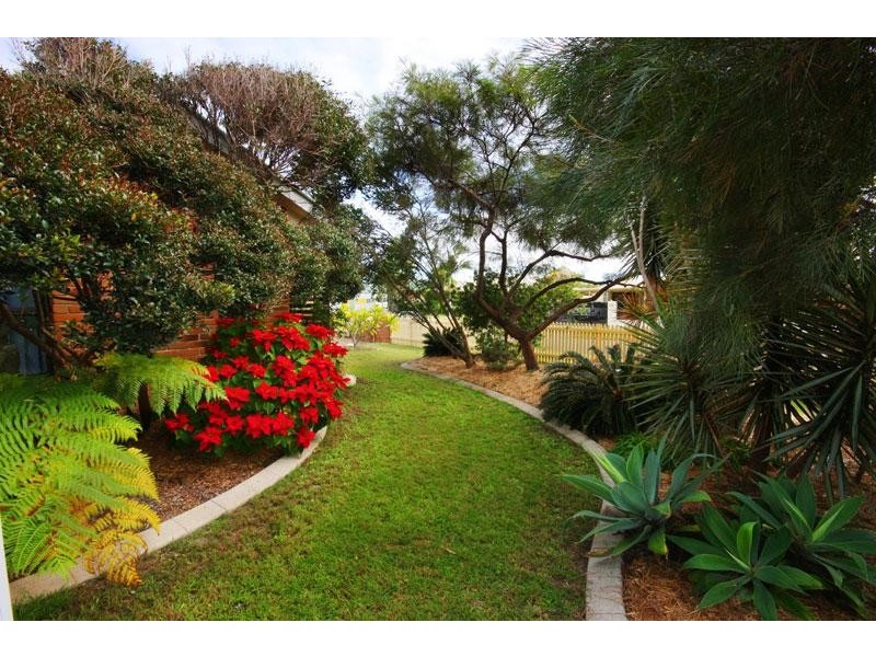 2 Pheasant Street, Parrearra QLD 4575