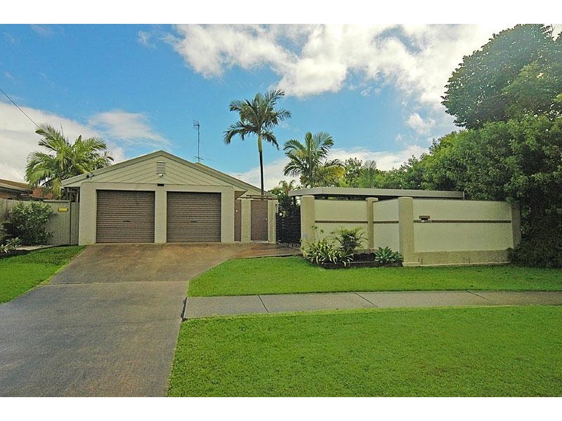 12 Amarina Avenue, Mooloolaba QLD 4557
