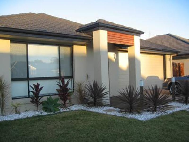 7 Condamine Street, Sippy Downs QLD 4556
