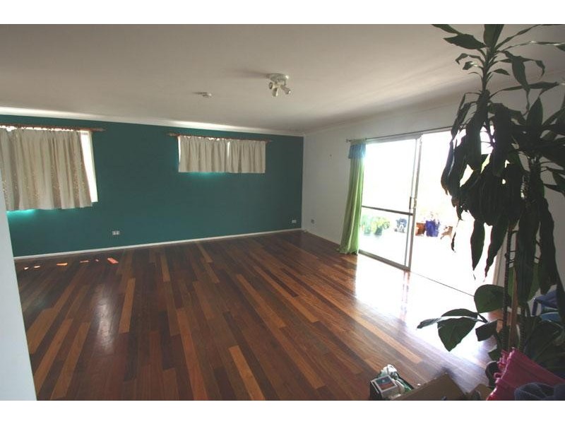 4 Lorinya Court, Battery Hill QLD 4551