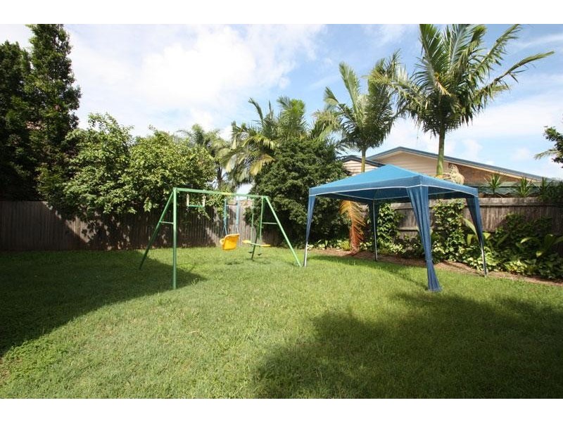 4 Lorinya Court, Battery Hill QLD 4551