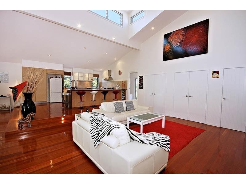 23 Anthony Avenue, Mooloolaba QLD 4557