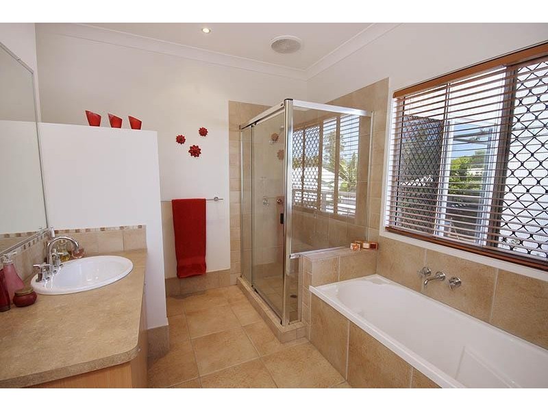 23 Anthony Avenue, Mooloolaba QLD 4557