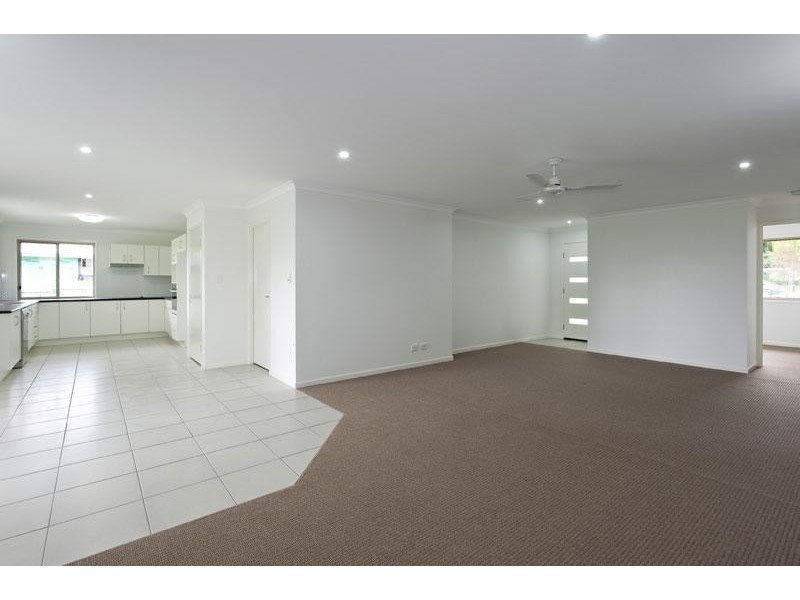 9 Wallace Street, Nambour QLD 4560