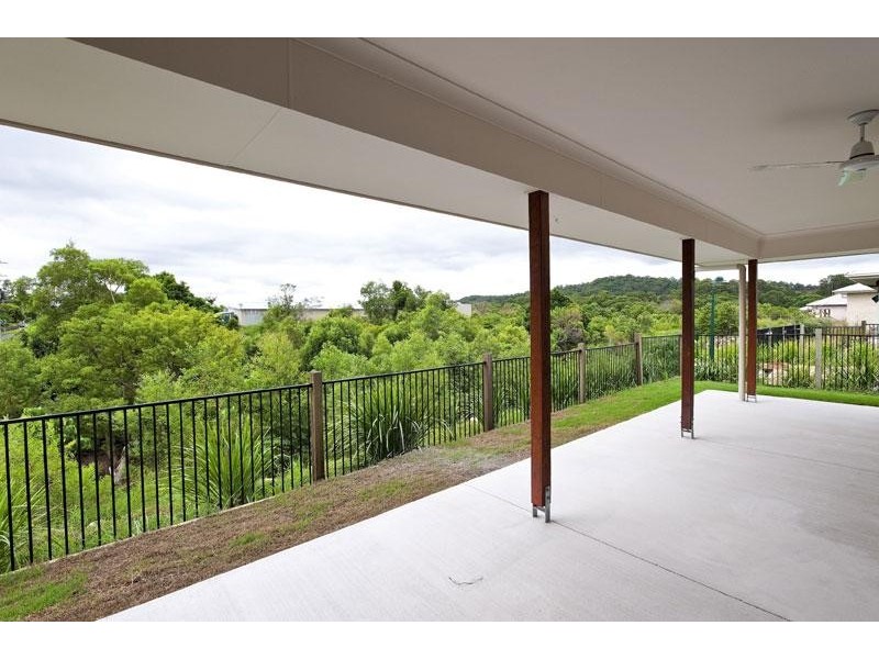 9 Wallace Street, Nambour QLD 4560