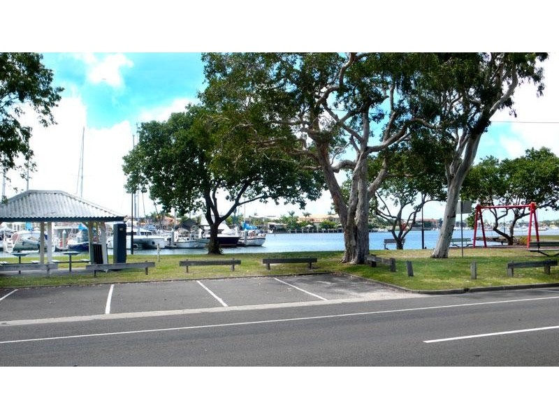 2/58 River Esplanade, Mooloolaba QLD 4557