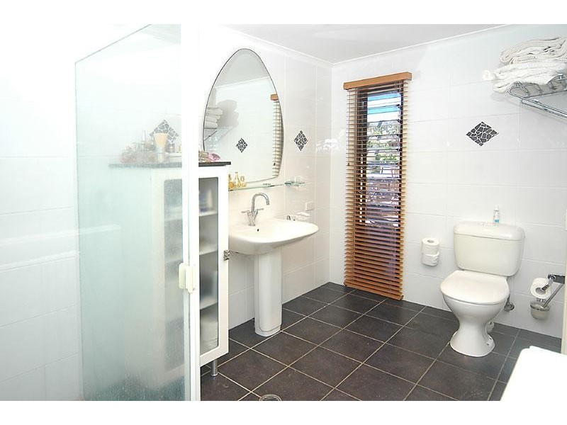 27 Brentwood Avenue, Mooloolaba QLD 4557