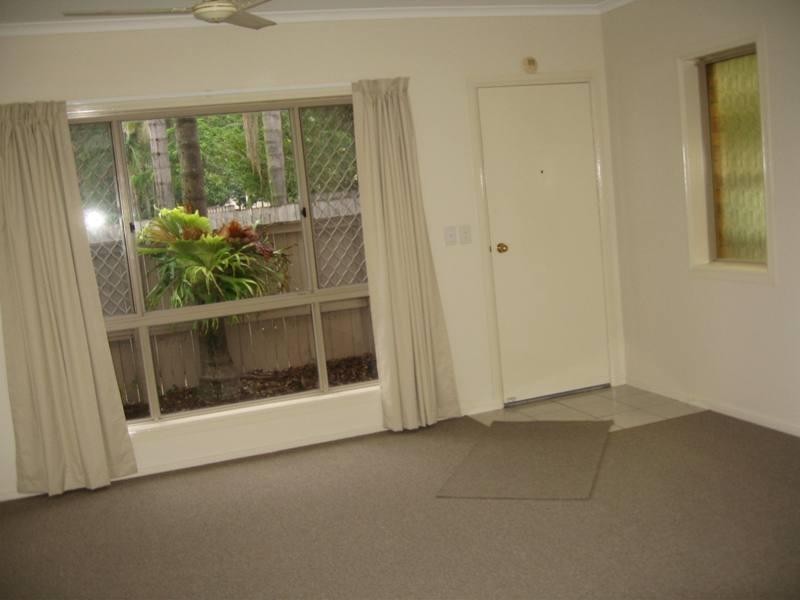 2/10 Mungar Street, Maroochydore QLD 4558