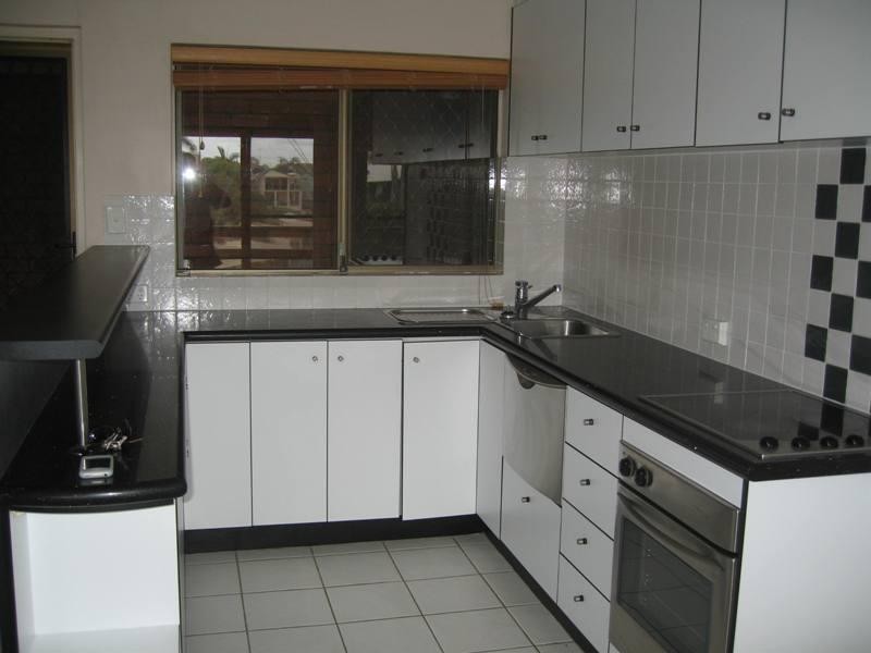 4/9 Barooga Crescent, Mooloolaba QLD 4557