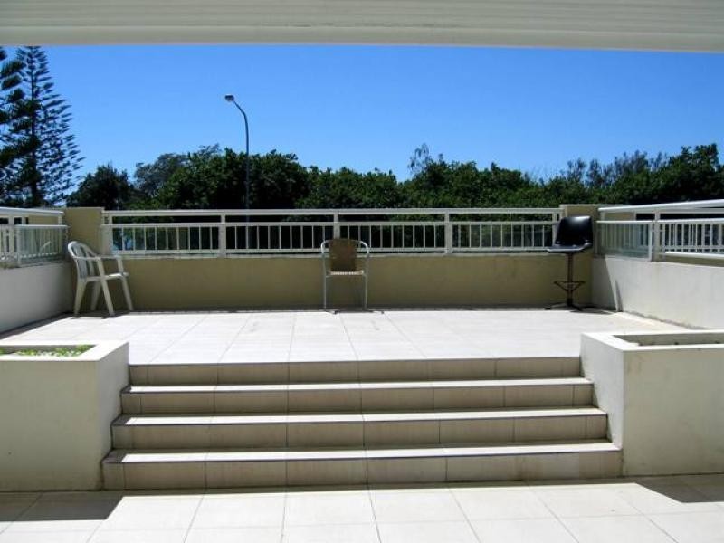 202/180 Alexandra Parade, Alexandra Headland QLD 4572