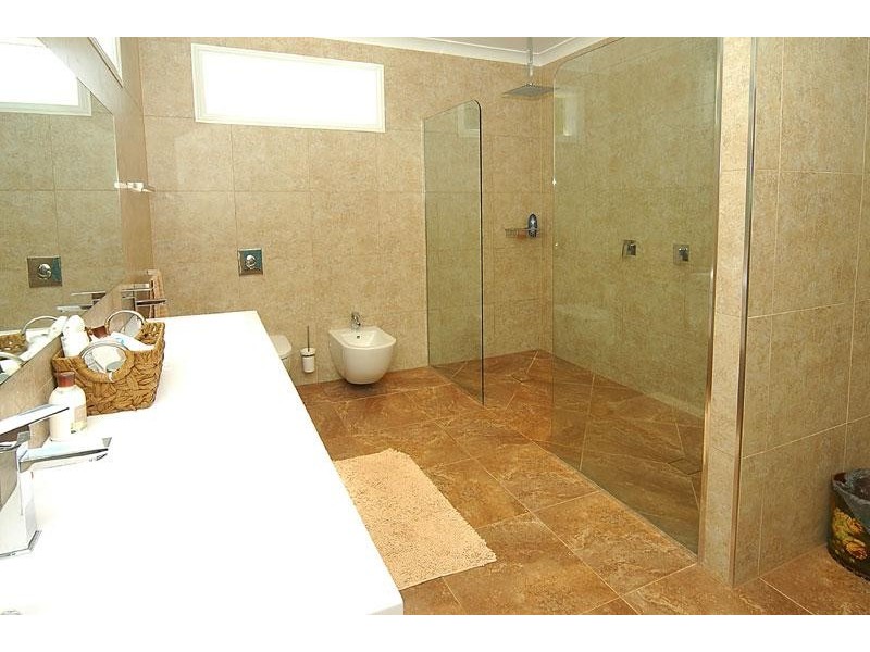 2 Red Gully Road, Gympie QLD 4570