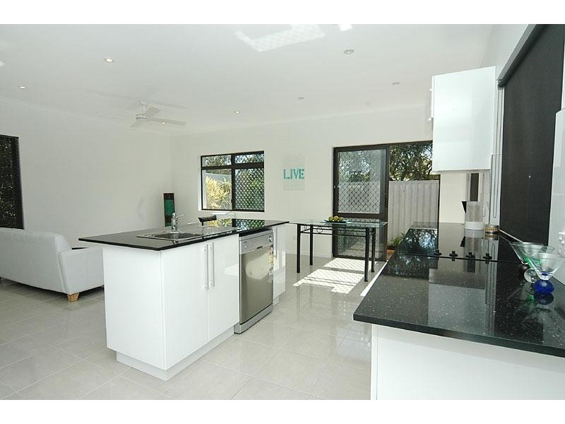 6 Petrie Avenue, Marcoola QLD 4564