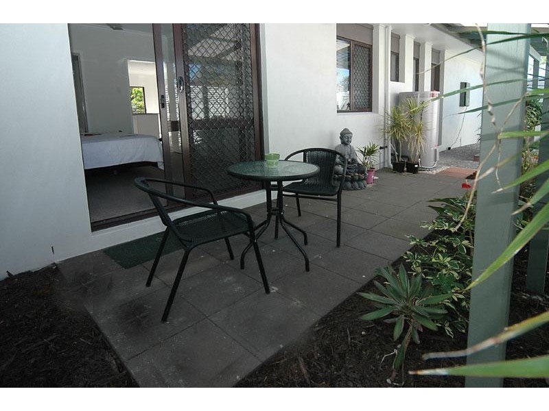 6 Petrie Avenue, Marcoola QLD 4564