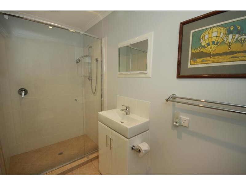 5 Anthony Avenue, Mooloolaba QLD 4557