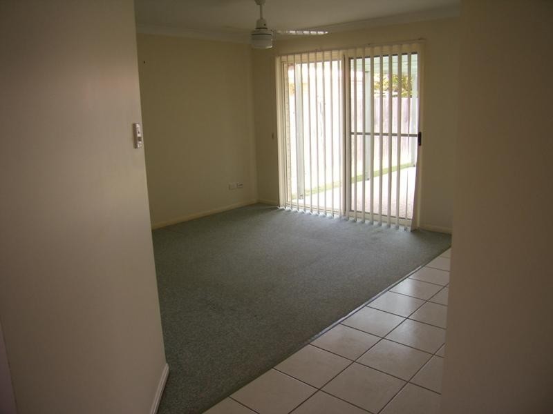 4 Honeymyrtle Court, Mountain Creek QLD 4557