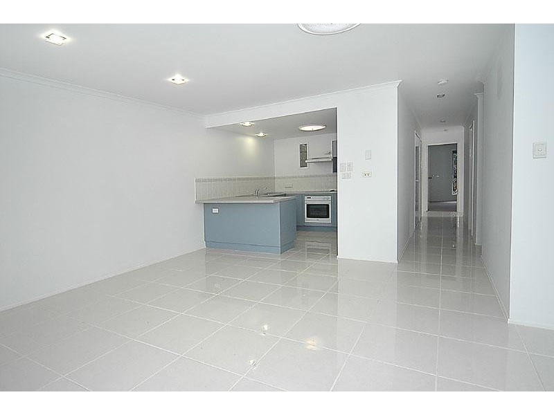 2/319 Main Road, Maroochydore QLD 4558