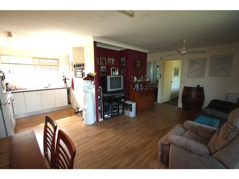 2/7 Bradley Street, Nambour QLD 4560