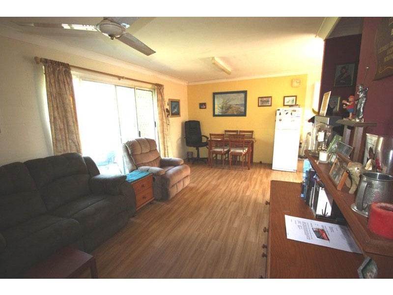 2/7 Bradley Street, Nambour QLD 4560