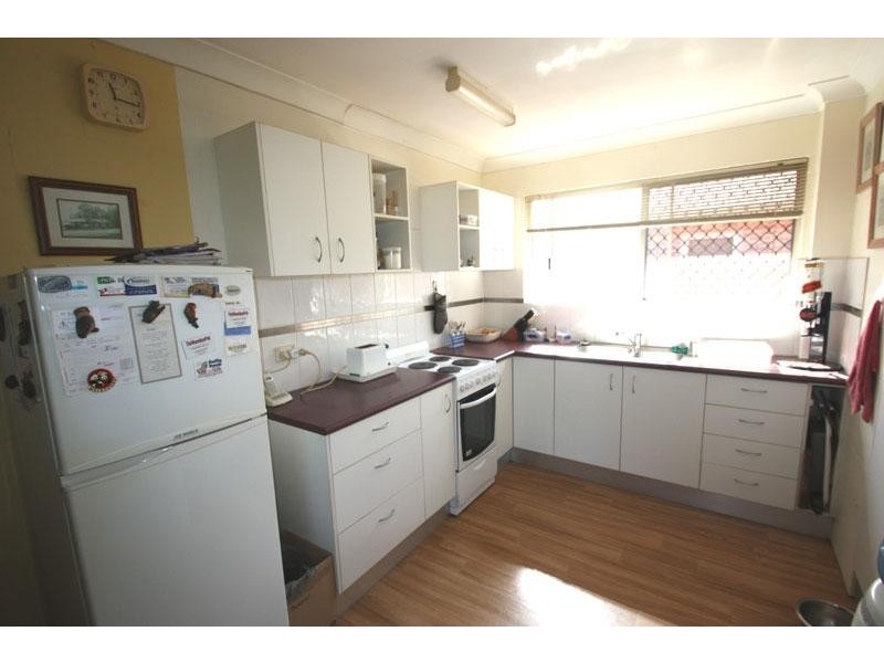 2/7 Bradley Street, Nambour QLD 4560