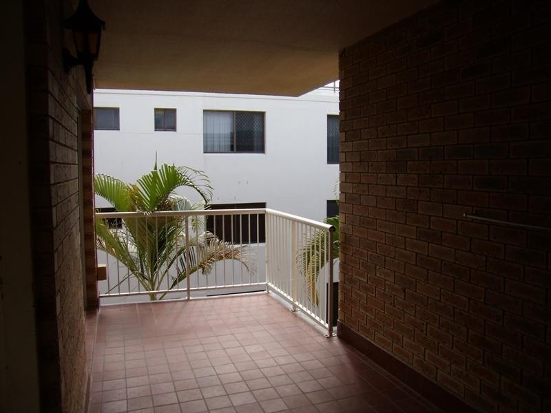 9/50 Alexandra Parade, Maroochydore QLD 4558