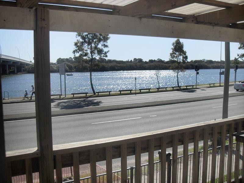 235 Bradman Avenue, Maroochydore QLD 4558