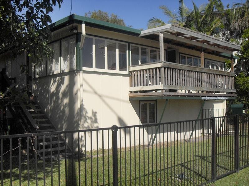 235 Bradman Avenue, Maroochydore QLD 4558
