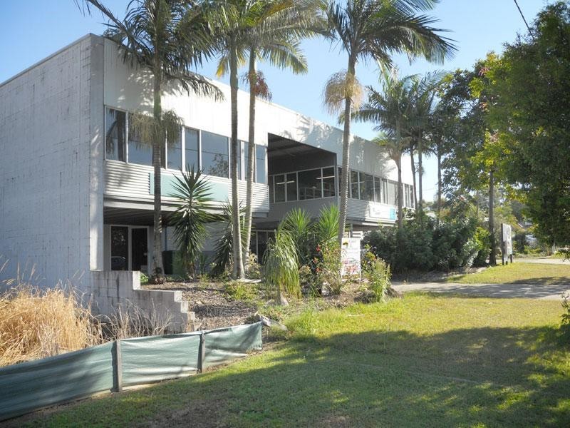 3/4 Action Street, Noosaville QLD 4566